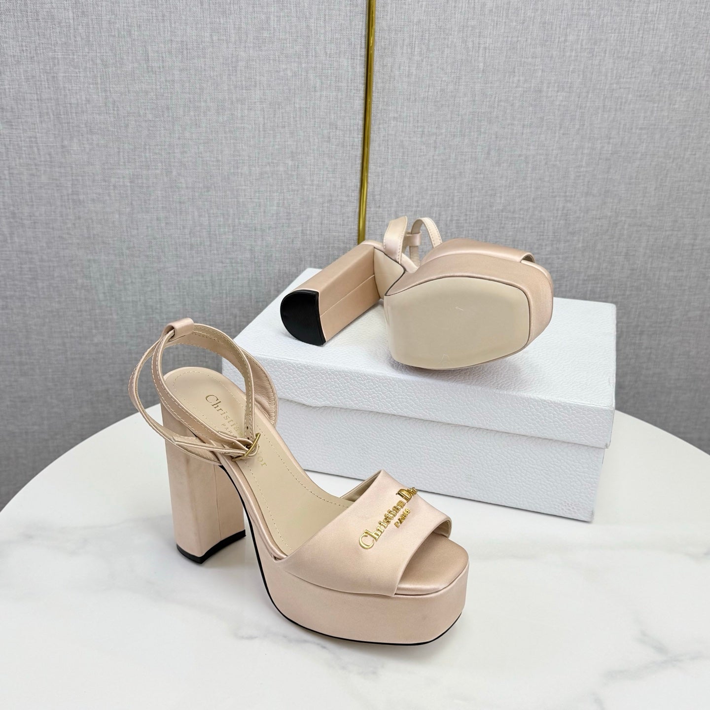 CD 26s Platform Sandals 80 Beige Satin Sheepskin 640230