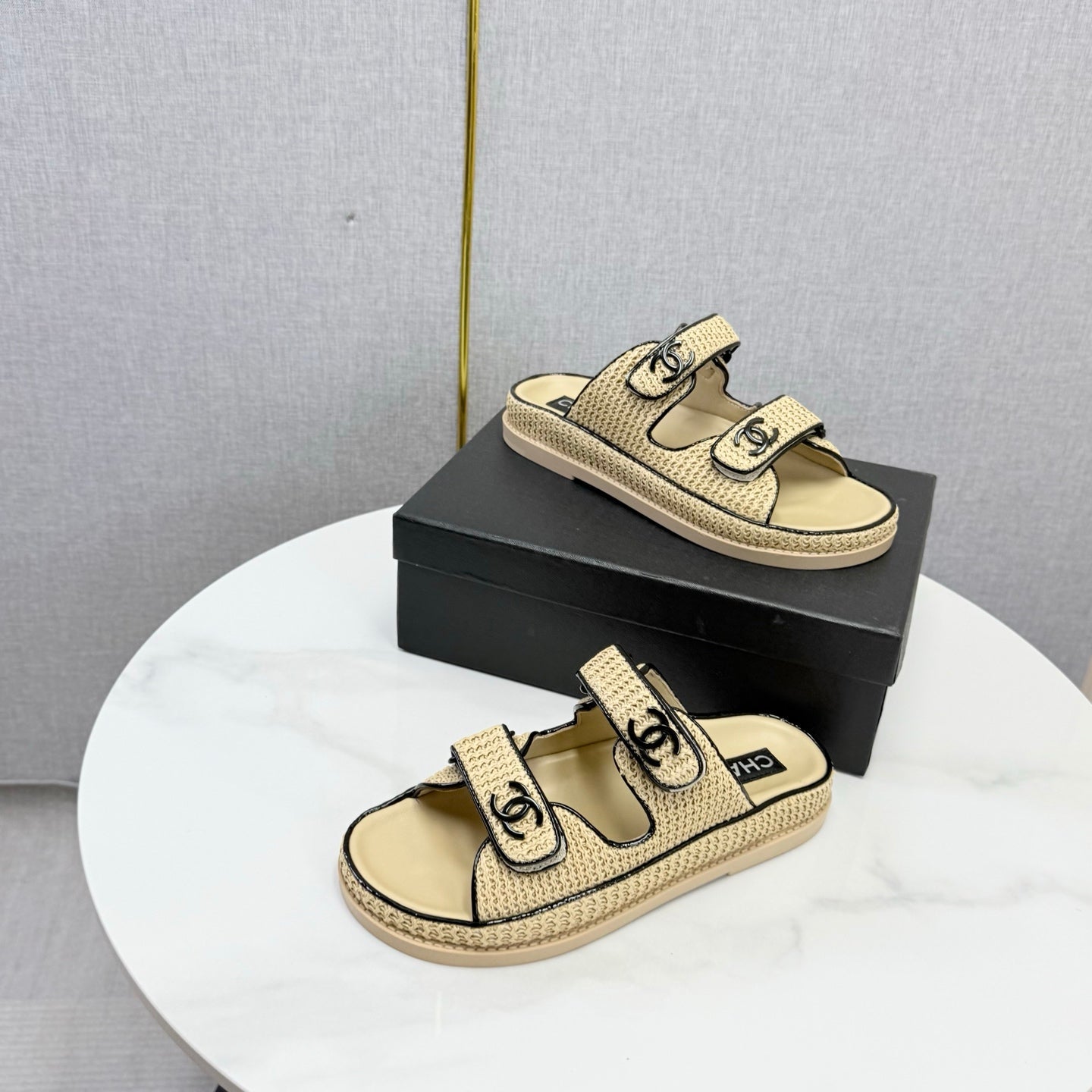 Chanel 2026 Slipper Woven Sheepskin 904539