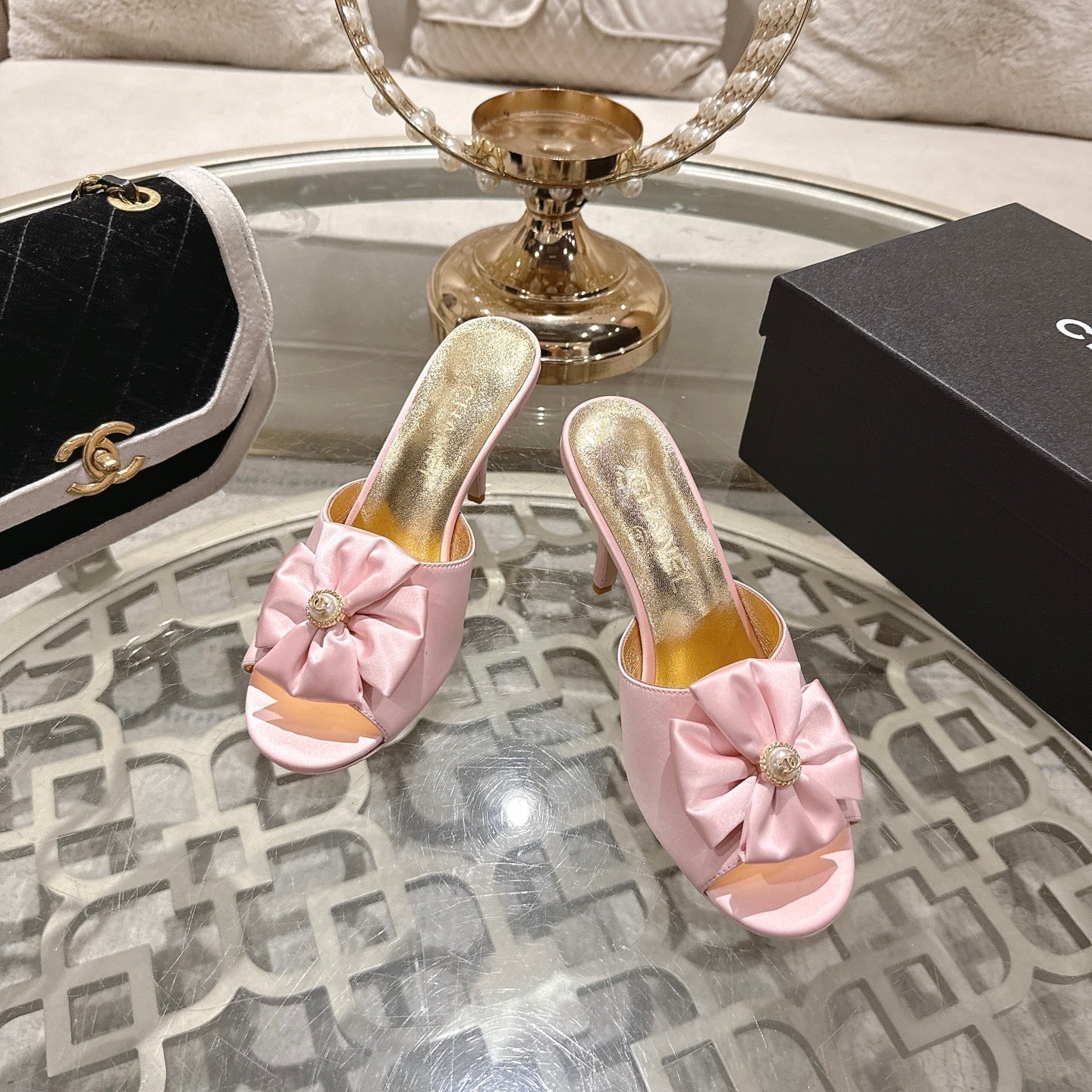 CC 26s Camellia High-Heeled Slippers Sheepskin