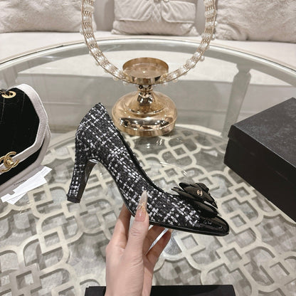 CC 26s High Heels Pump 85 Black White Wool Fabric 627015
