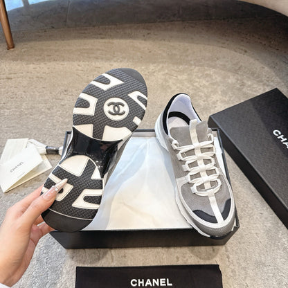 CC 26s Sneaker Gray Suede 647435