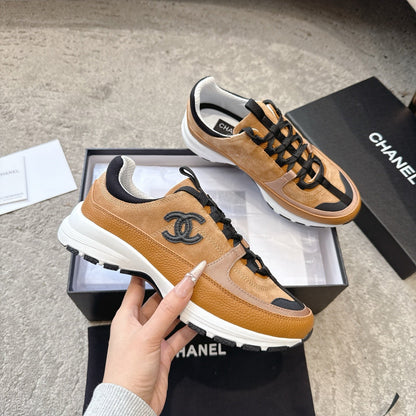 CC 26s Sneaker Caramel Brown Suede 647434