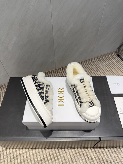 CD 26 Classic Sneaker Black Beige Fabric Wool Jacquard 614451