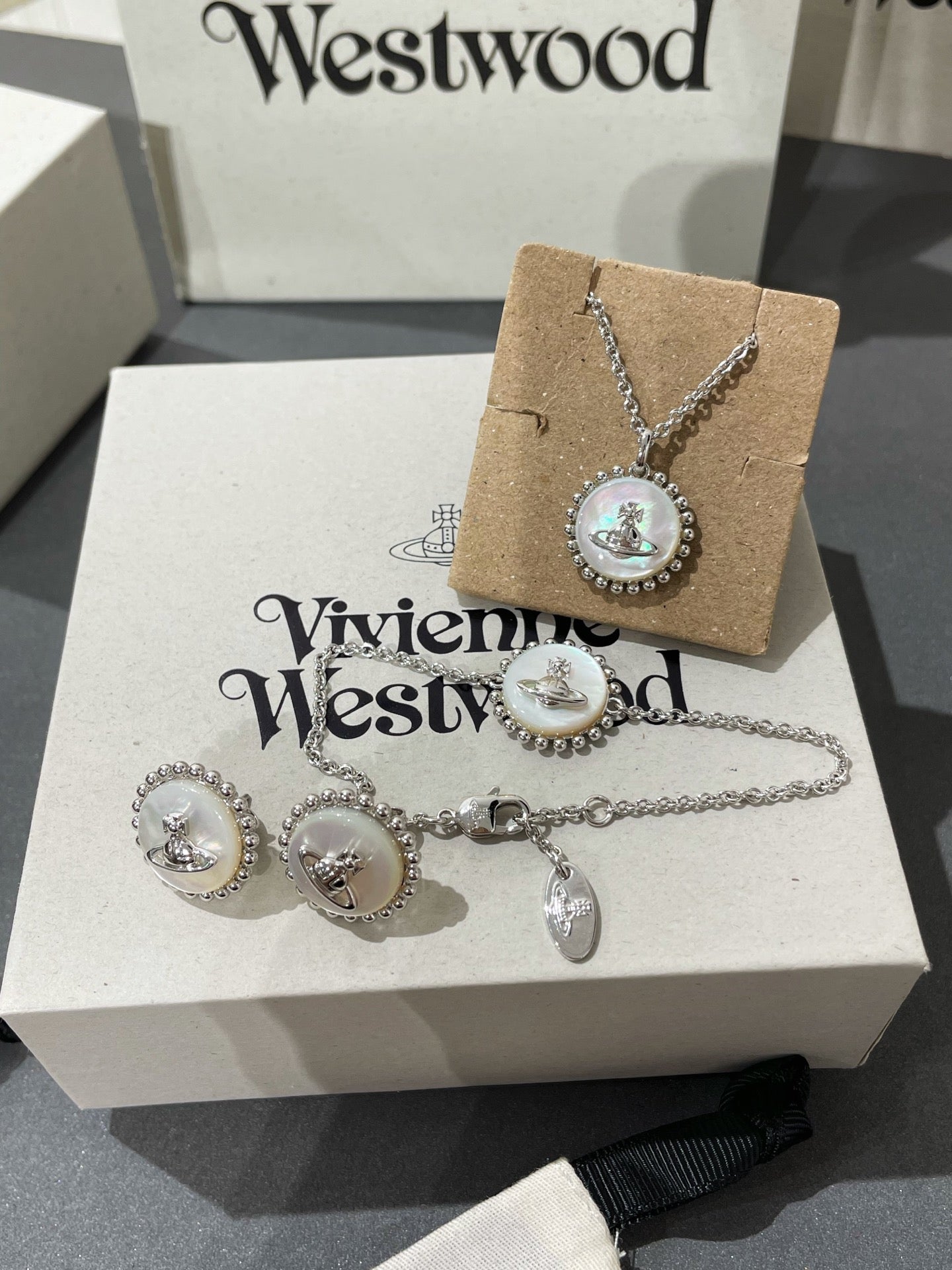 Vivienne Westwood Neyla Necklace Sliver