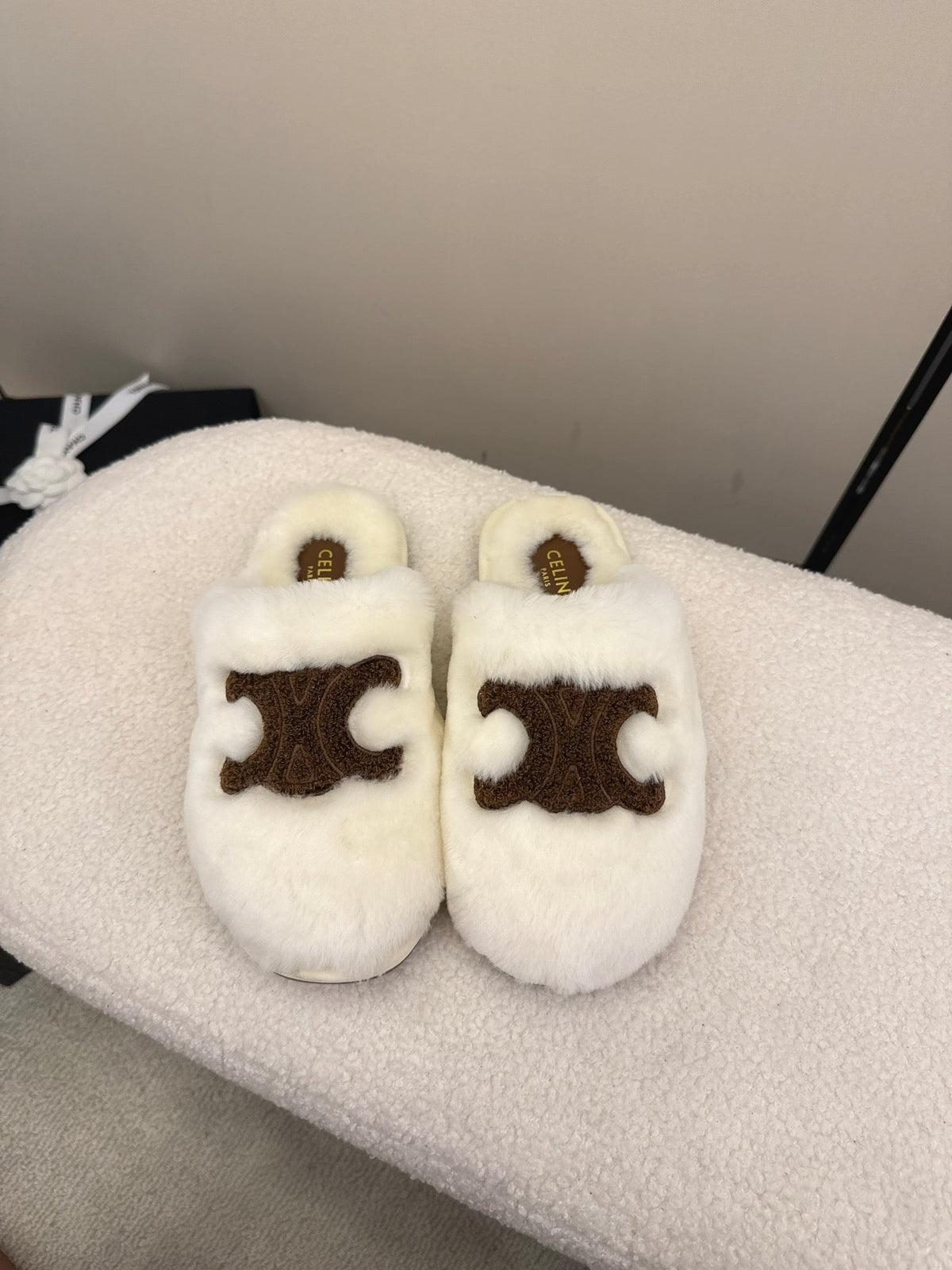 CL Elena Mule in Shearling 10mm White Brown Wool 435860