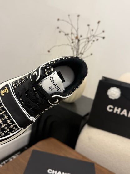 CC 26s Casual Sneaker Black Tweed Leather 183599