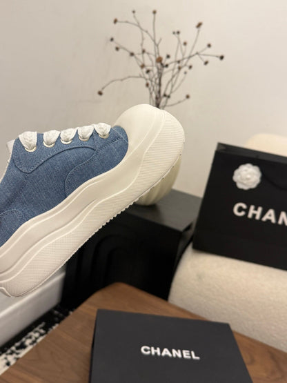CC 26s Casual Sneaker Blue White Canvas Leather 183591