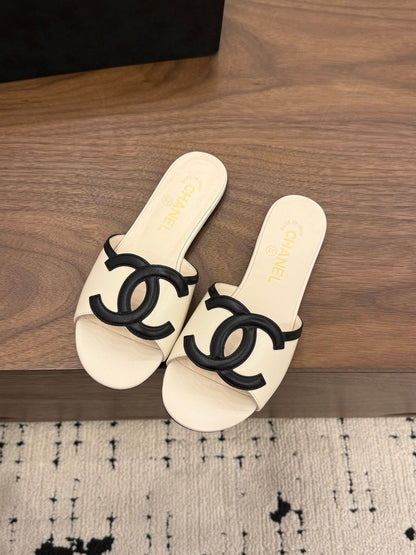 Chanel 2026 Mule Sandal White Black Cowhide