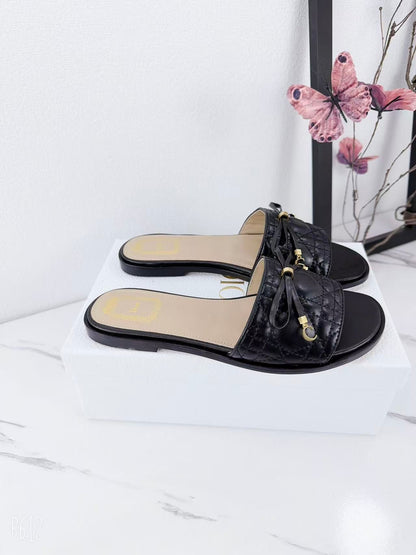 CD 26s Slippers Cowhide