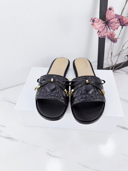 CD 26s Slippers Cowhide