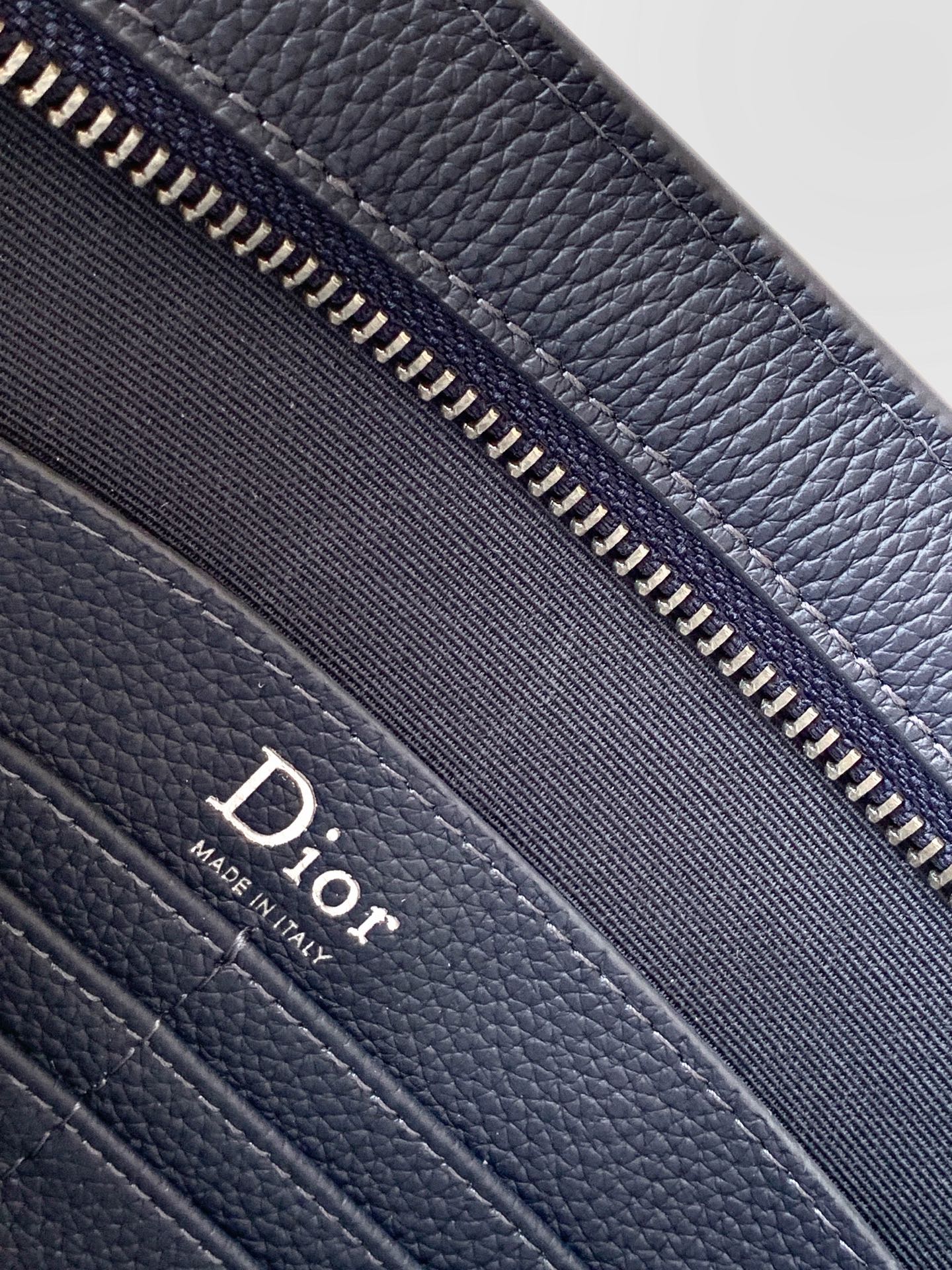 Dior 2026 A5 Triangle Pouch 27cm Navy Grained Calfskin 355418
