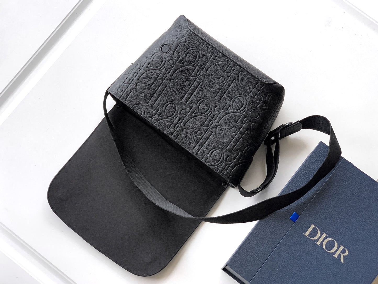 Dior 2026 Jett Flap Messenger Bag 25cm Black Grained Calfskin