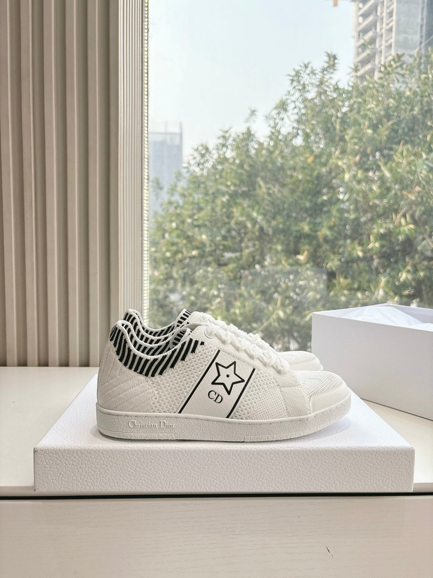 CD 26s Sneaker White Cowhide 648336