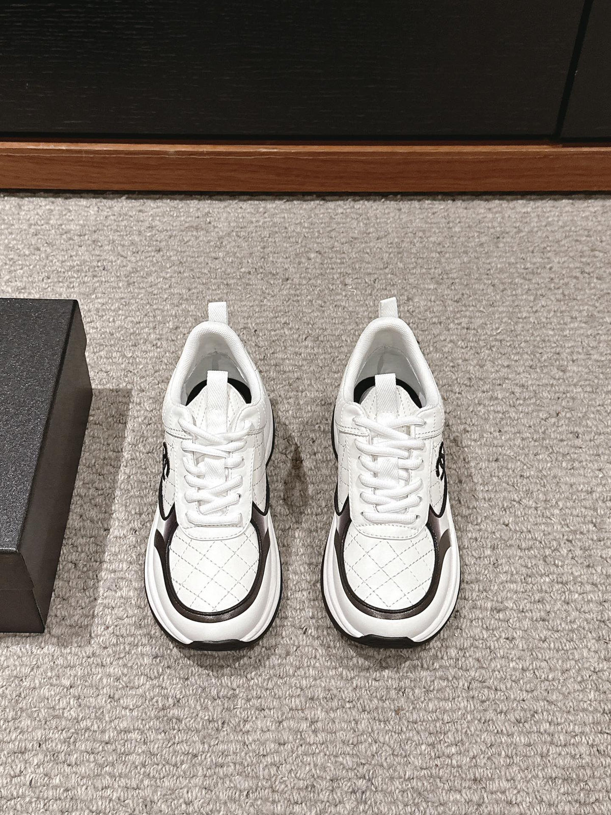 CC CLASSIC SNEAKER IN WHITE MIX BLACK LAMBSKIN