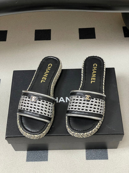 CC 26s Platform Slippers Black Sliver Cowhide 649460