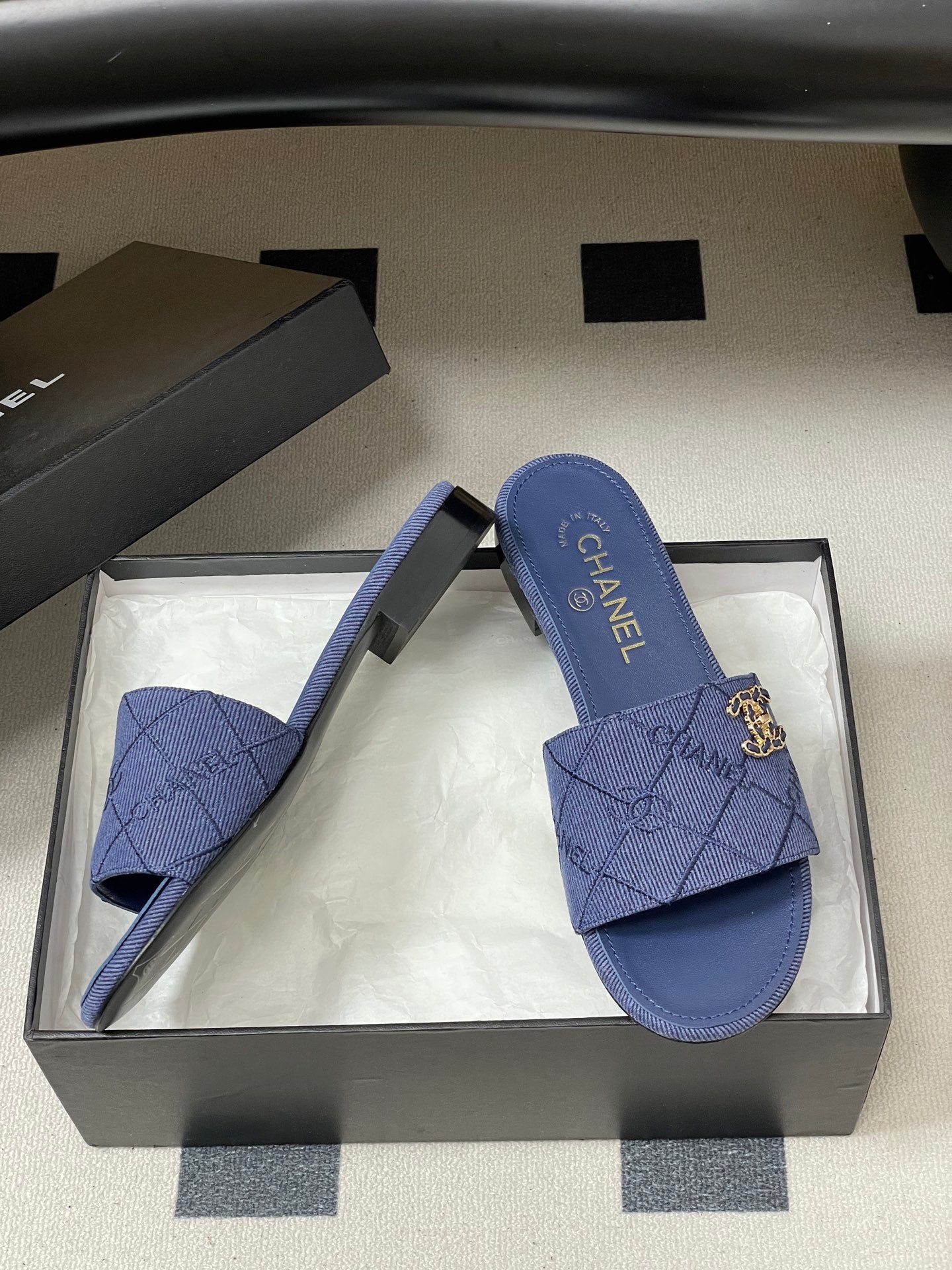 CC 26s Flat Sandals Dark Blue Canvas Sheepskin Double C 649505