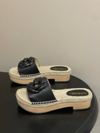 CC 26s Camellia Slippers Beige Black Rope Smooth Leather 649402