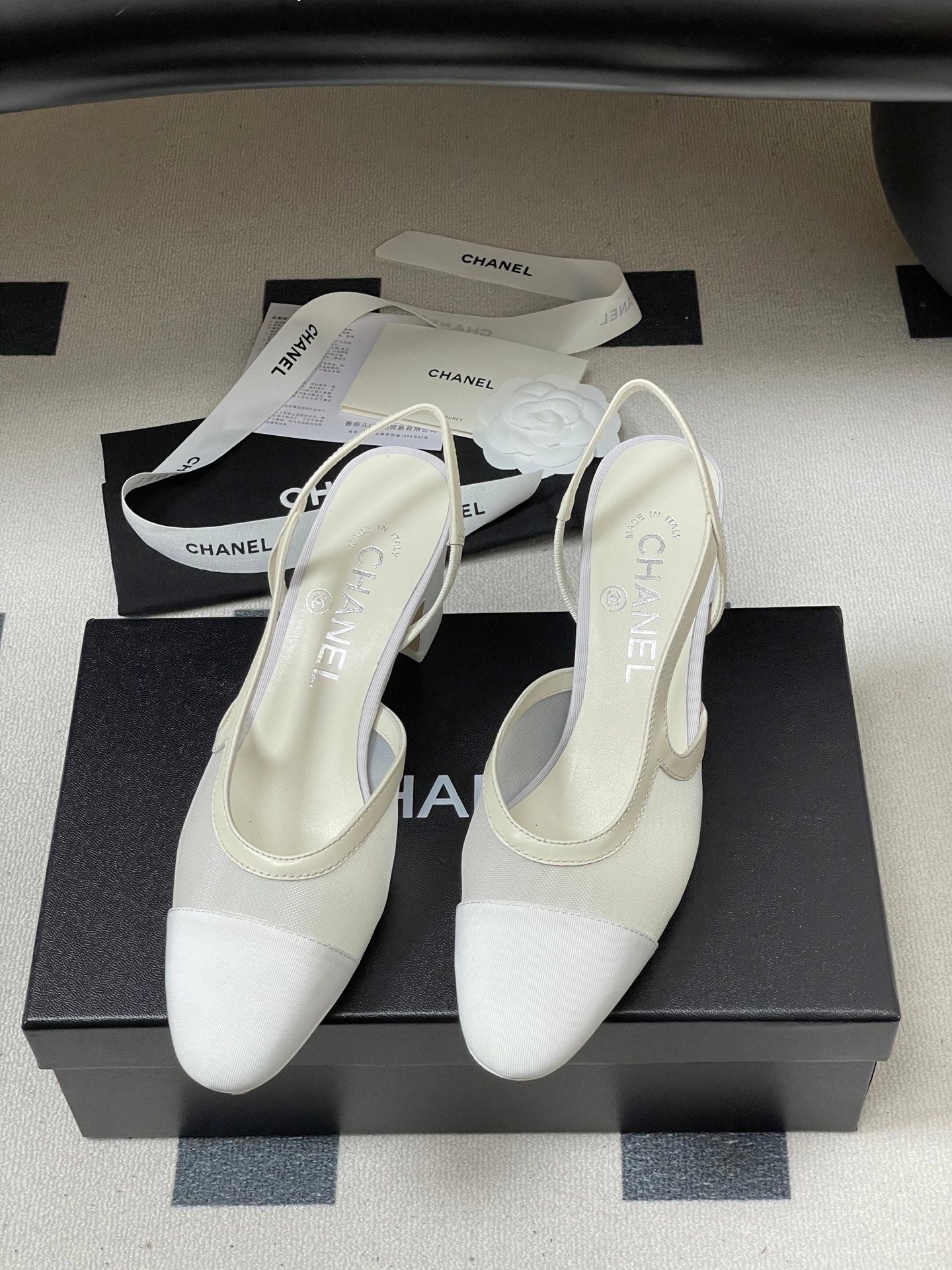 CC 26s Slingback  65 White Mesh Fabric Sheepskin 649445