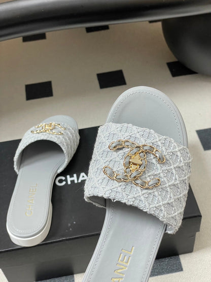CC 26s Flat Slippers Gray Fabric Sheepskin 649489