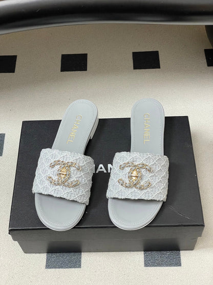 CC 26s Flat Slippers Gray Fabric Sheepskin 649489