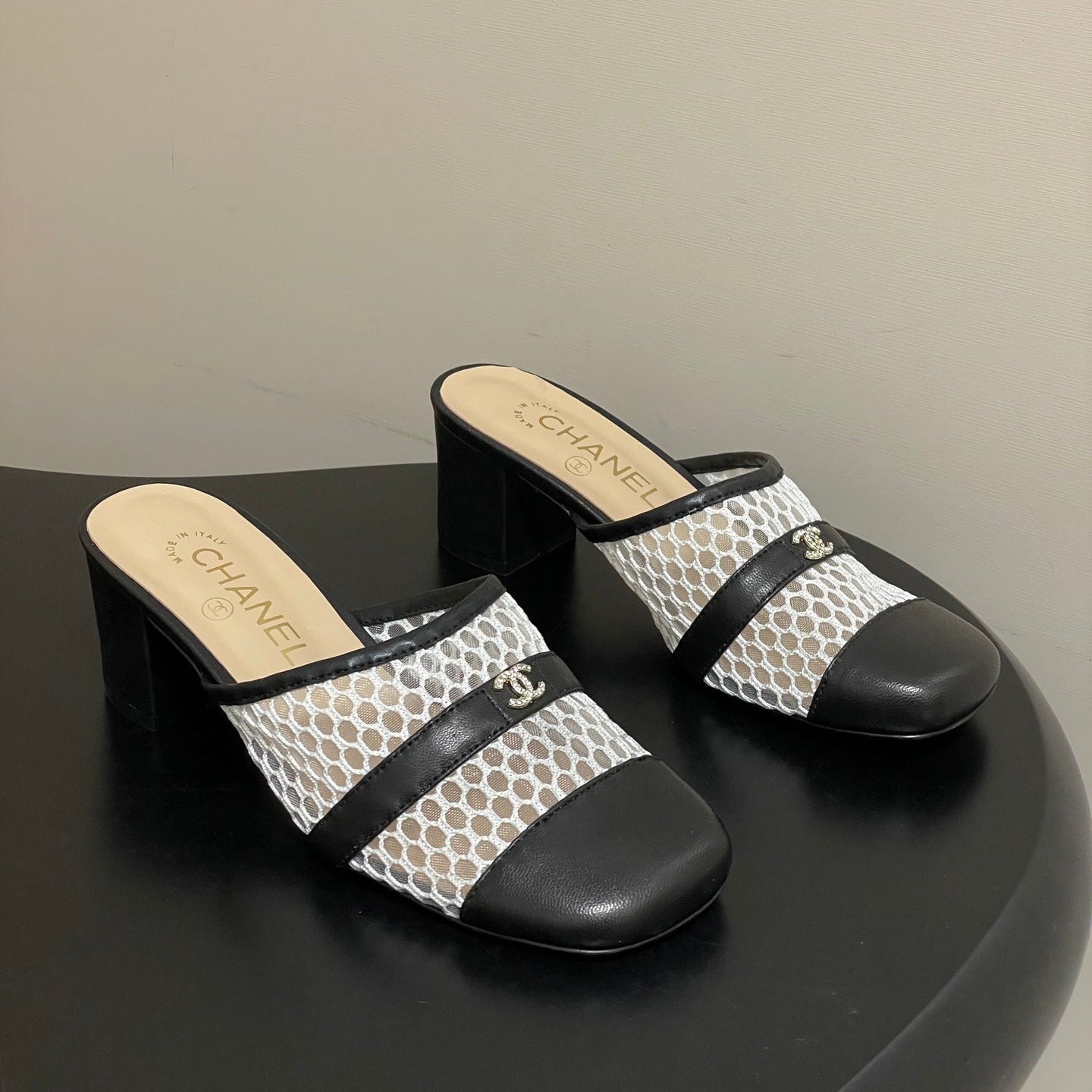CC 26s High-Heeled Mules 65 Black Cowhide 649464