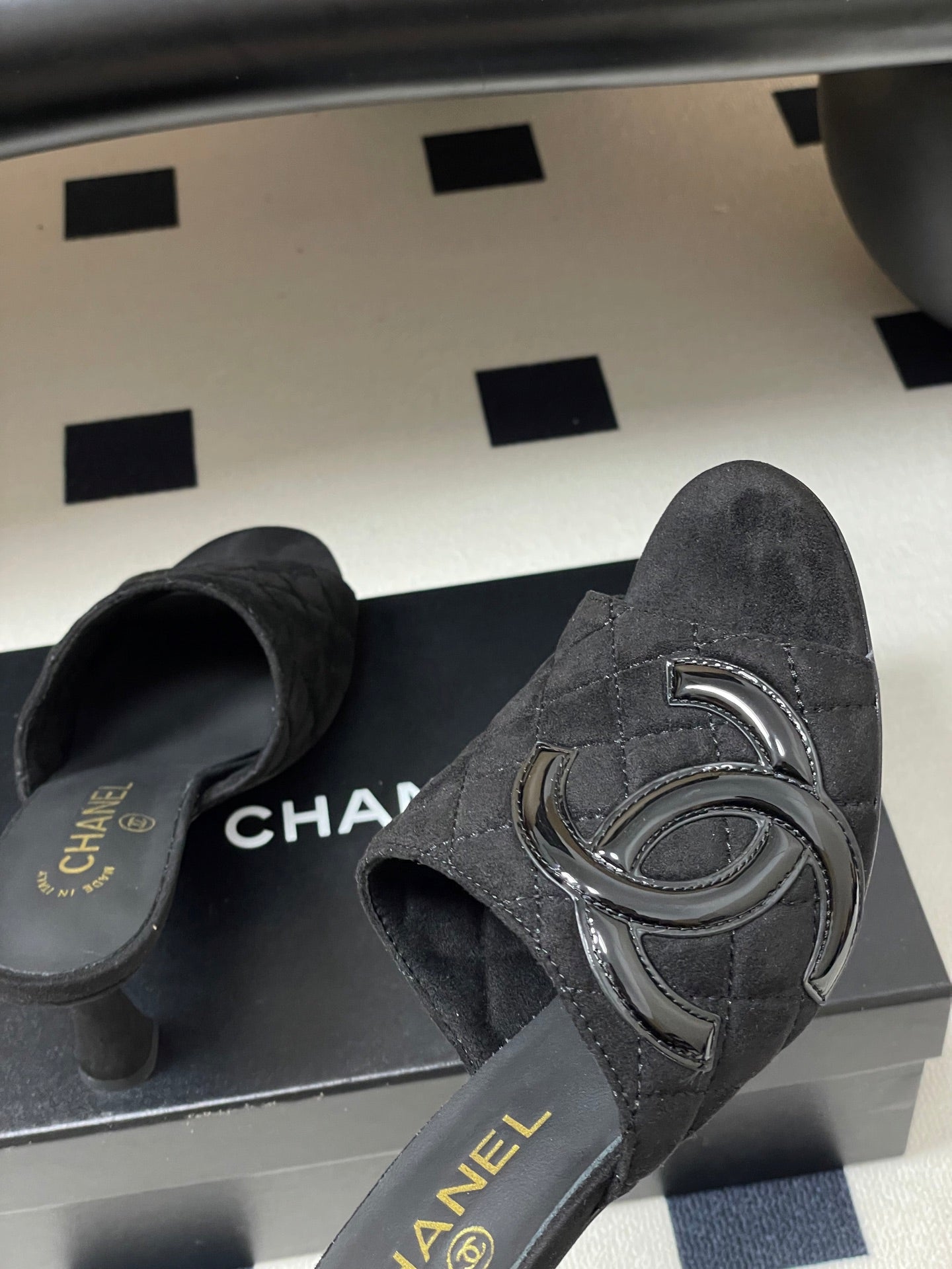 Chanel 2026 Sandals Lambskin 834706