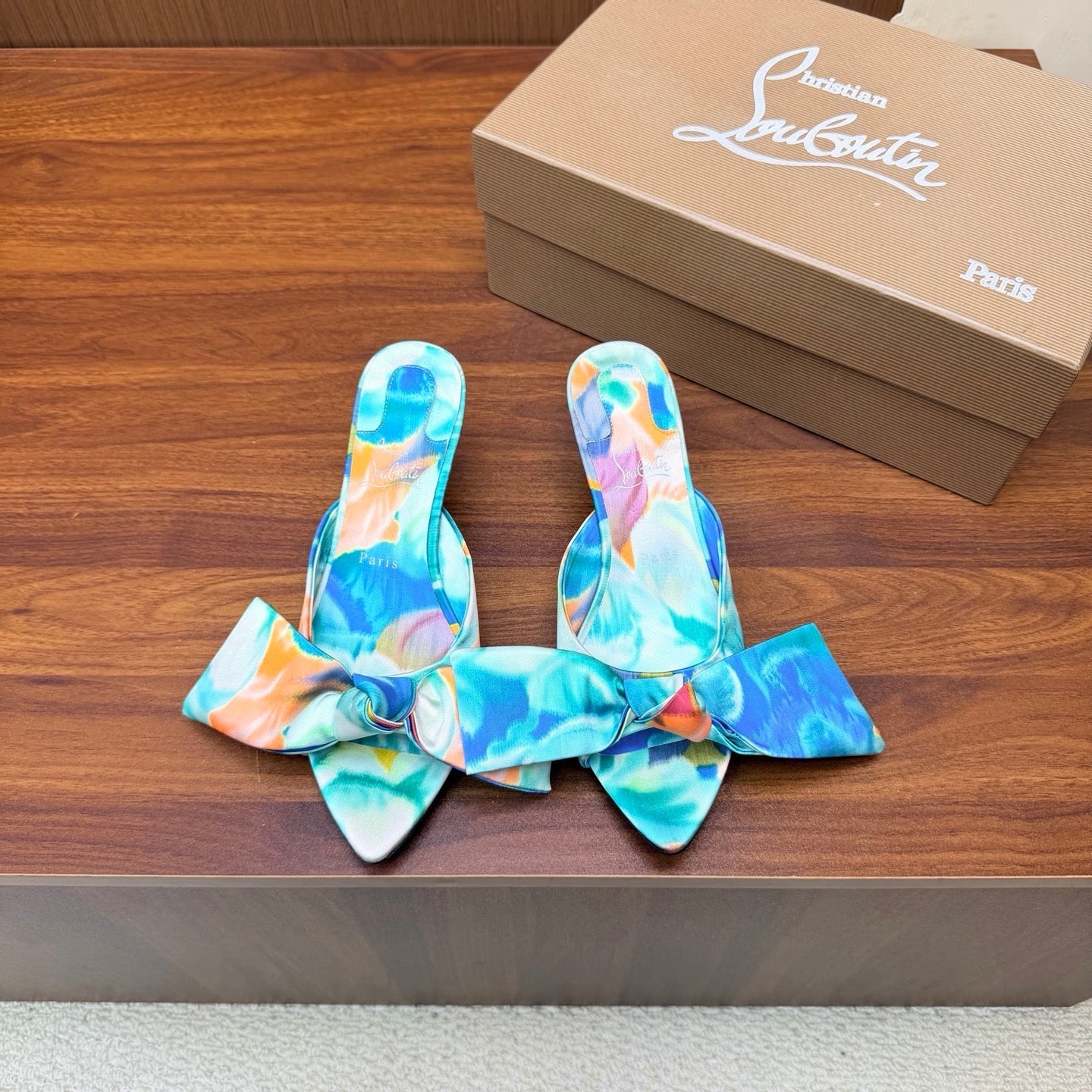 CL 2026 Mulazee Bow Floral Sandal 870865