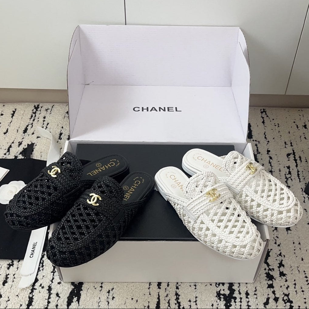 Chanel 2026 Crochet Mules Gold CC Logo Accent Sheepskin 778468
