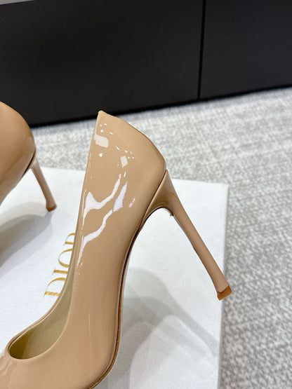 CD 26s High Heels Pump 105 Beige Patent Leather 661480