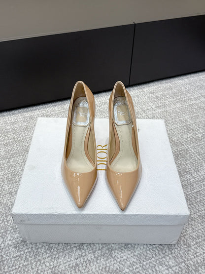 CD 26s High Heels Pump 105 Beige Patent Leather 661480
