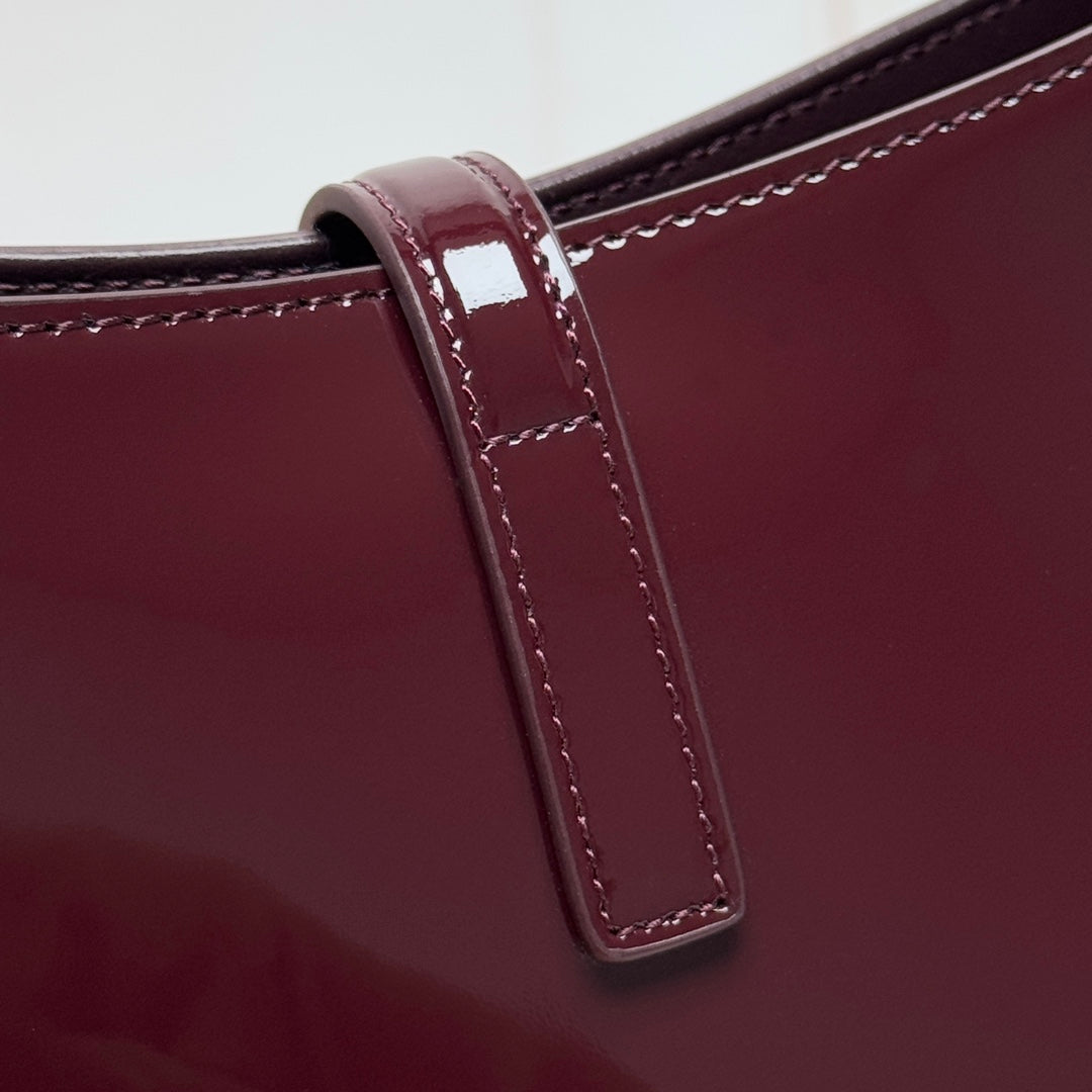 YSL 5 𝐀̀ 7 Bag 24cm Burgundy Patent Leather 285567