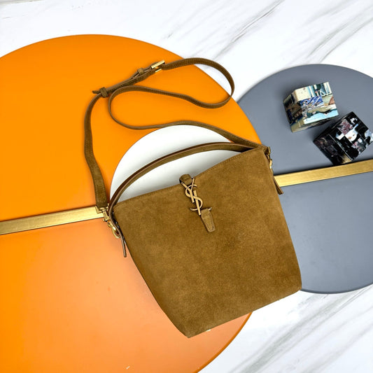 YSL Le 5 À 7 Bucket Bag 20cm Camel Brown in Suede 285621