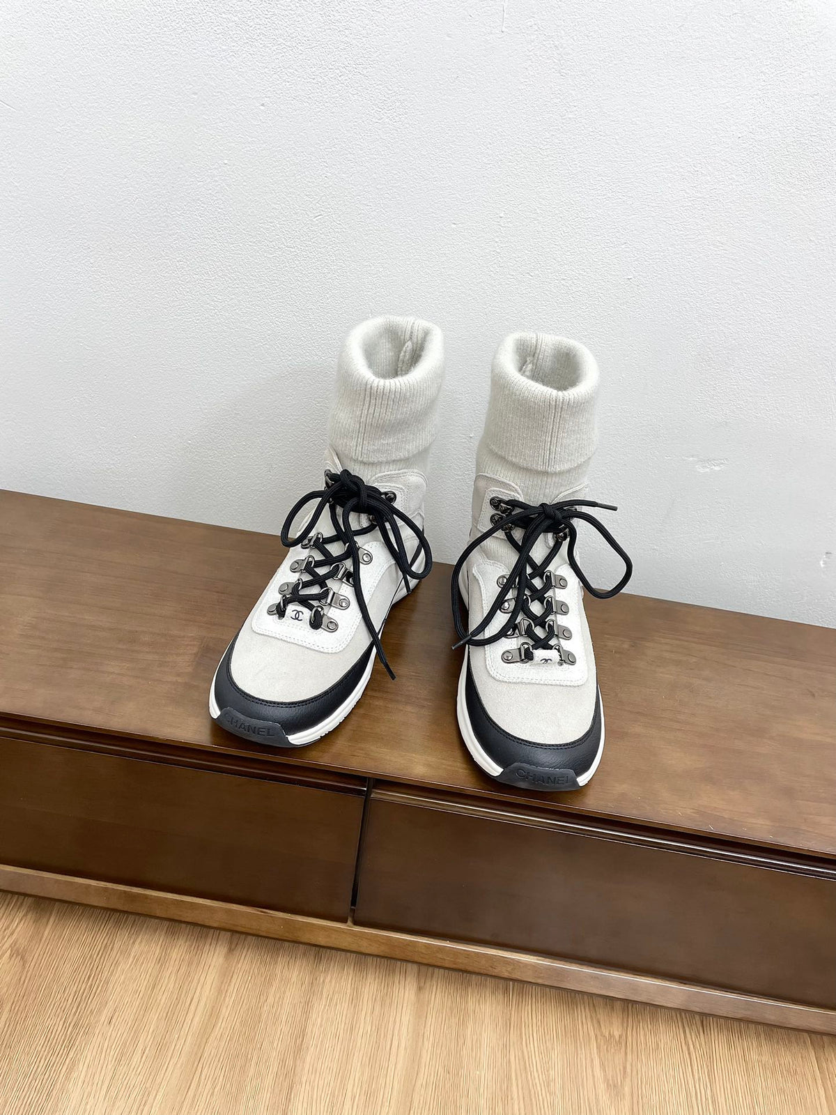 CC Sneaker 30mm White Suede And Wool