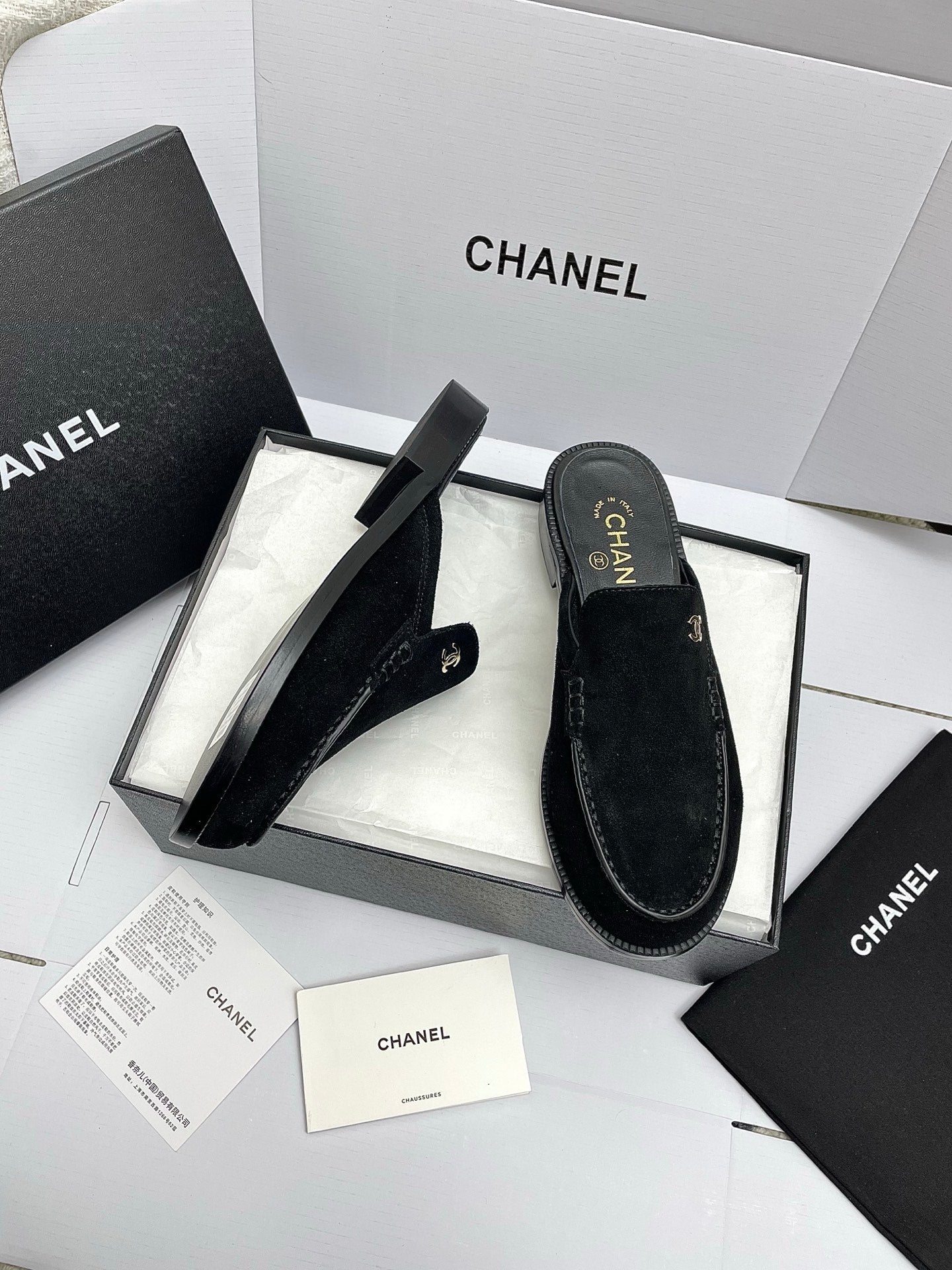 CC 26s Double C Mule Black Suede 645302