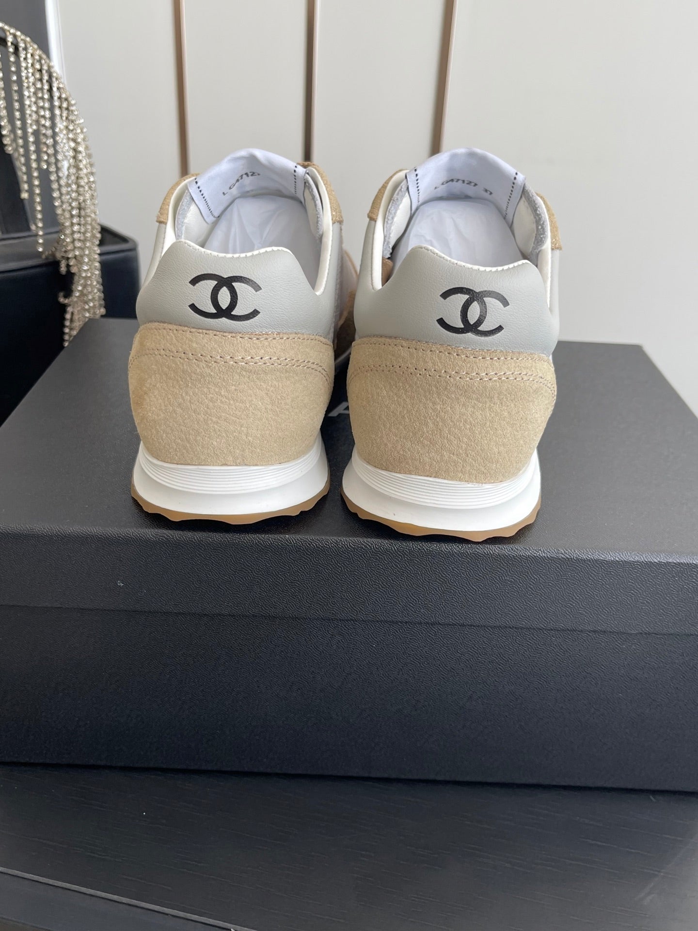 Chanel 2026 Sneaker Brown Fabric And Calfskin Suede 895744