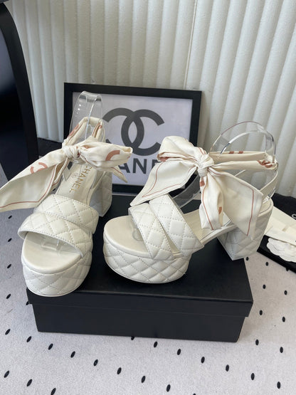 CC 26s Platform Sandals 75 White Sheepskin 650085