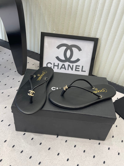 Chanel 2026 Thong Sandal Black Sheepskin 720044