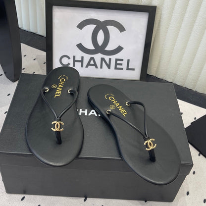 Chanel 2026 Thong Sandal Black Sheepskin 720044