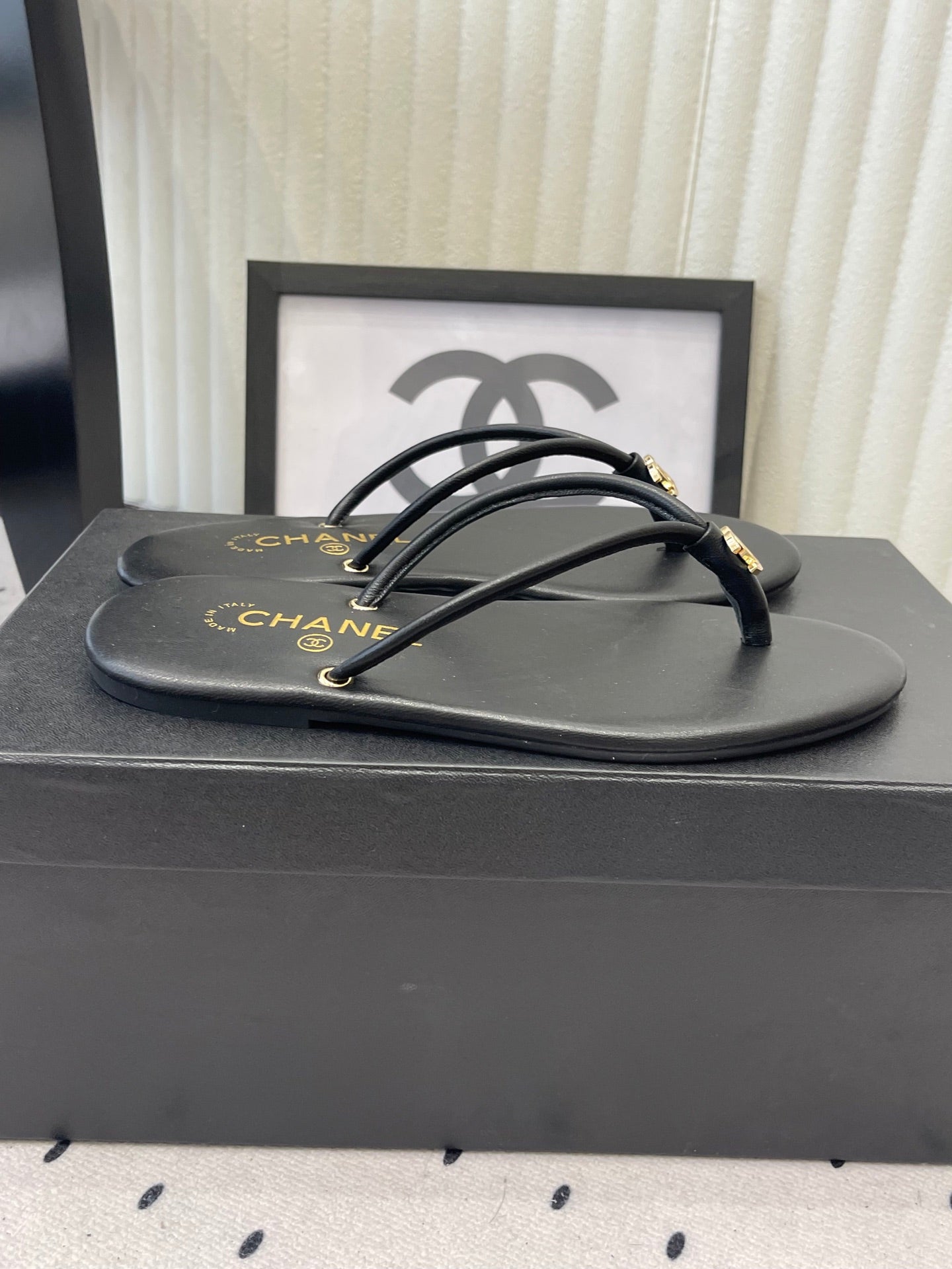 Chanel 2026 Thong Sandal Black Sheepskin 720044