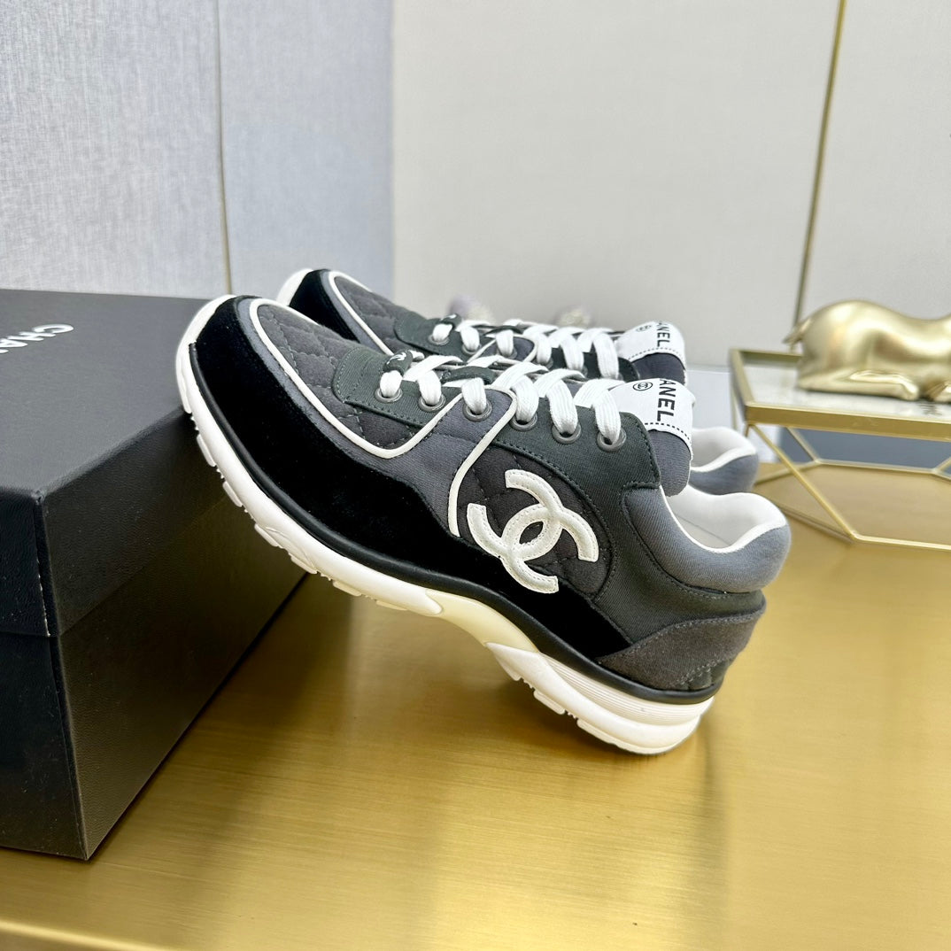 CC 2026 Casual Sneakers Black Gray Monogram Suede 668046
