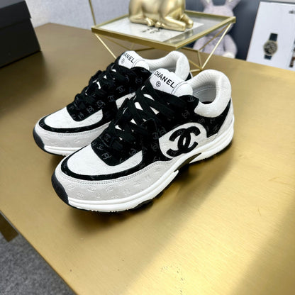 CC 2026 Casual Sneakers White Black Monogram Suede 668048