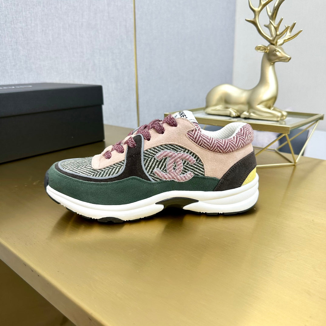 CC 2026 Casual Sneakers Dark Green Beige Suede Canvas 668052