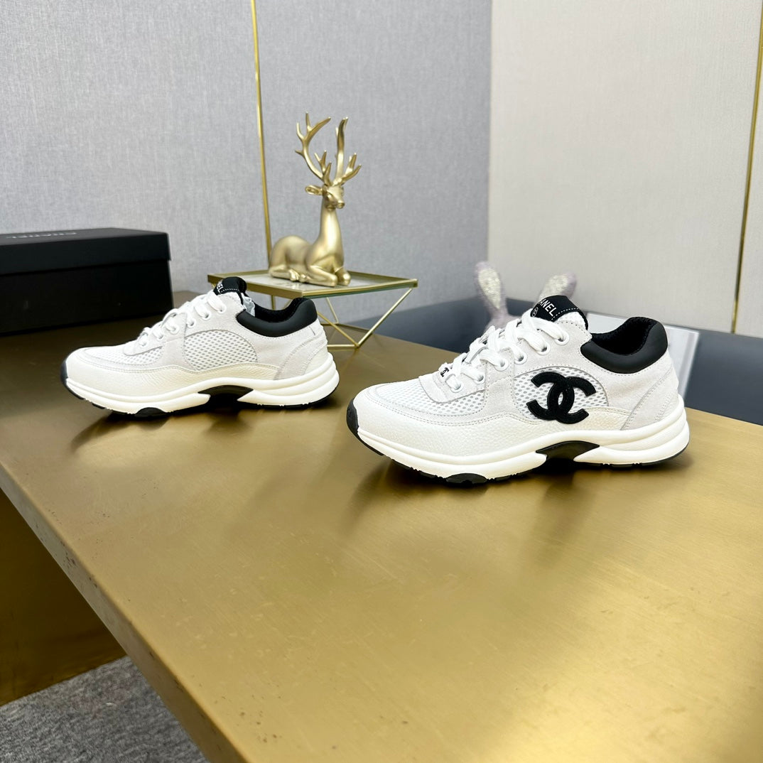 CC 2026 Casual Sneakers White Suede Cowhide 668068