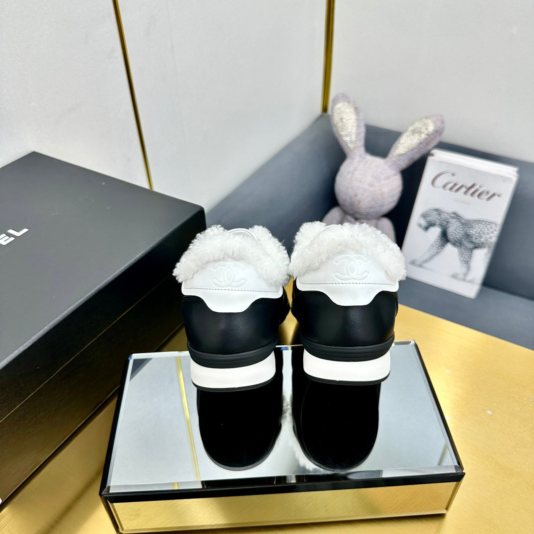 CC Low Sneaker Black Wool Cowhide 413856