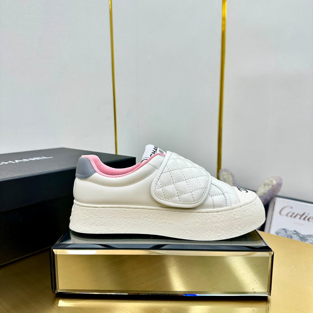 Chanel 2026 Sneakers Sheepskin 832629
