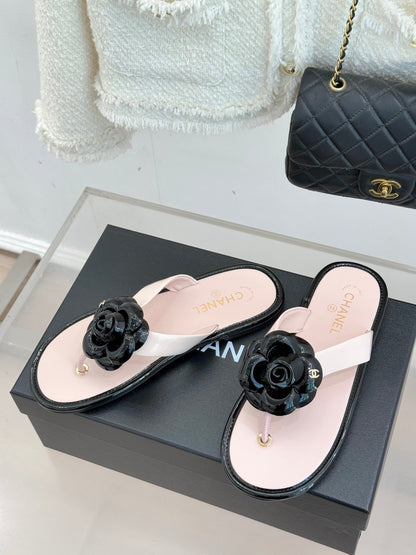 CC 26 Camellia Thong Sandal Pink mix Black Sheepskin 609998