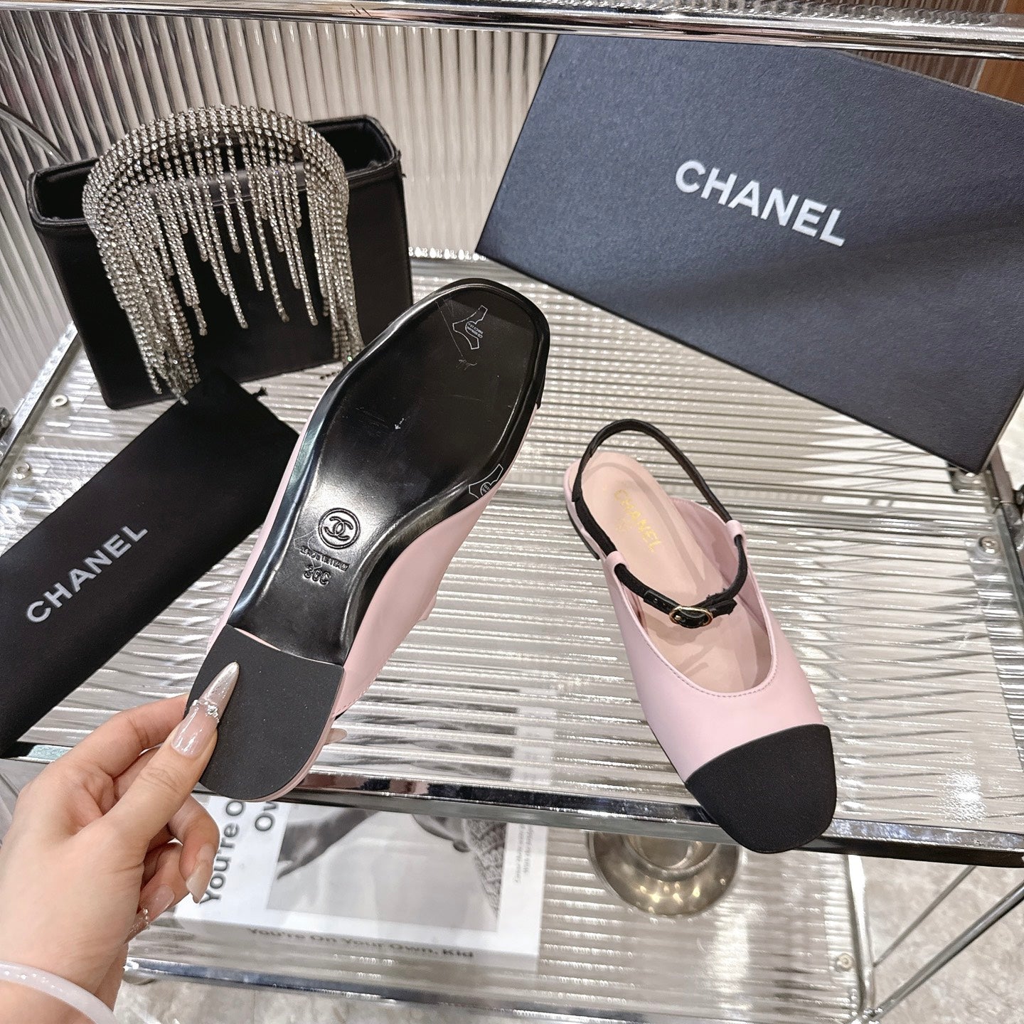 CC 2026 Retro Sandals Light Pink Black Sheepskin 668078