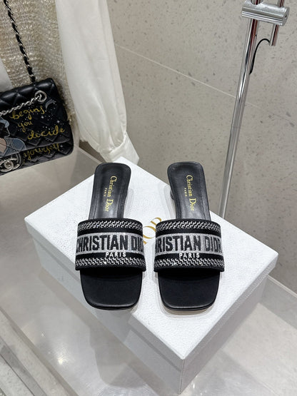 CD 26s Rhinestone Flat Slippers Black Canvas Leather 636390