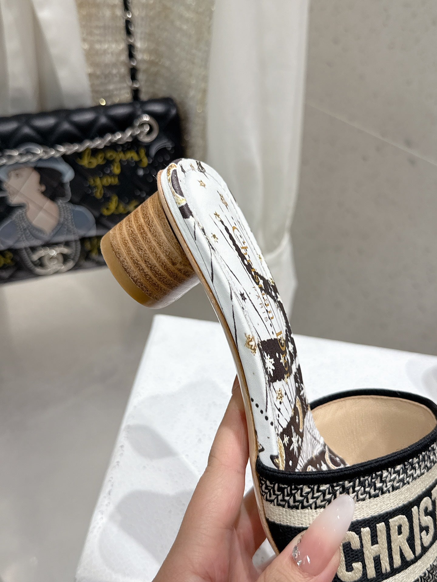 CD 26s Embroidered Flat Slippers White Black  Canvas Leather 636392