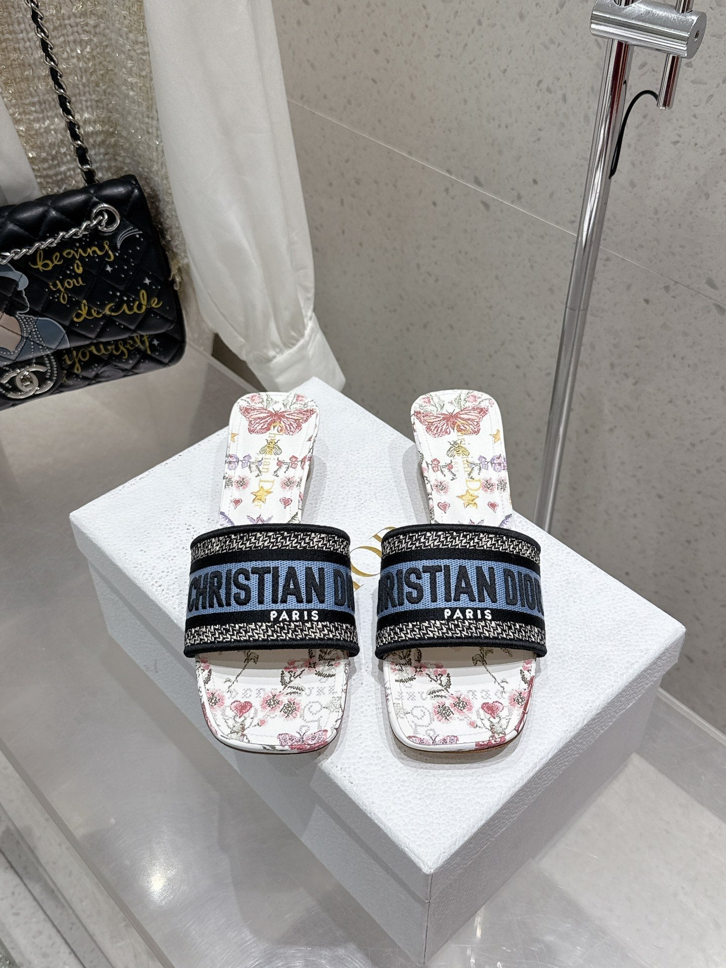 CD 26s Embroidered Flat Slippers White Blue Multicolor Canvas Leather 636393